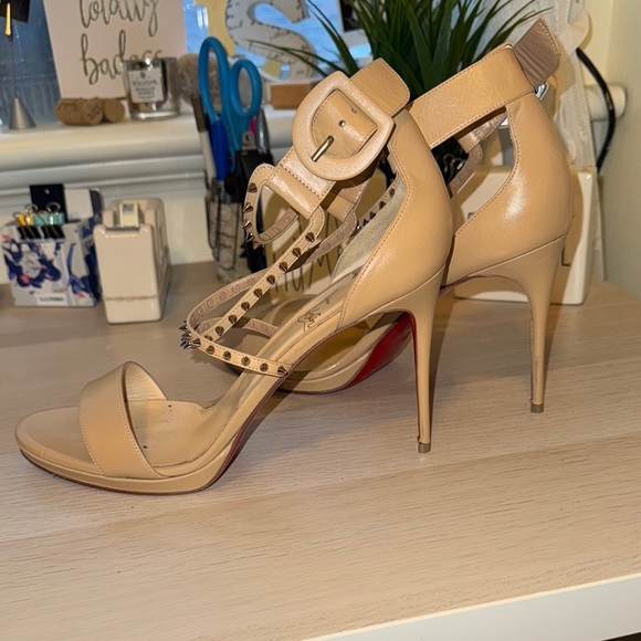 CHRISTIAN LOUBOUTINS |’Choca Lux’ 120mm Platform Leather Sandals in Blush - Picture 8 of 13